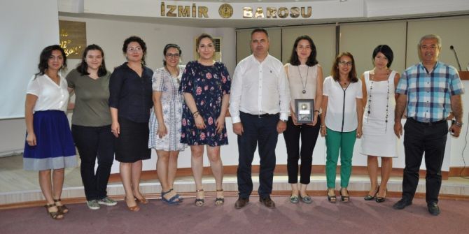 Göç Ve İltica Alanında Yaşanan Sorunlar Konferansta Değerlendirildi