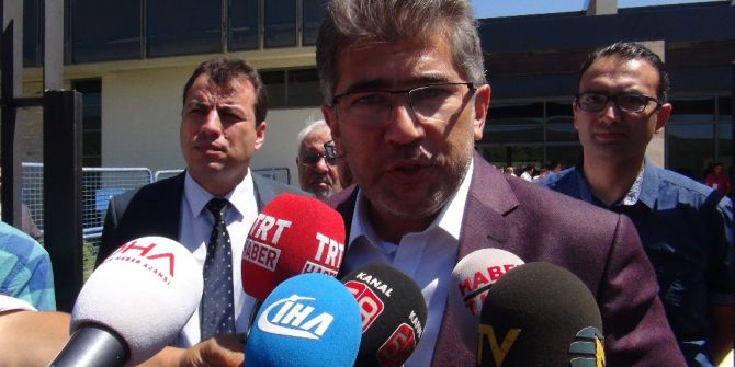 Milletvekili Öztürk, “Burada Tiyatro Oynanıyor”