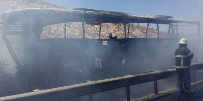 Şanlıurfa’da Yanan Otobüste 22 Kişi Yaralandı