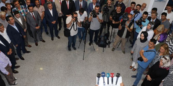 Vatandaşlardan İha’nın ’15 Temmuz’a Tanıklık’ Sergisine Yoğun İlgi