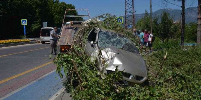 Ortaca’da Trafik Kazası, 2 Yaralı