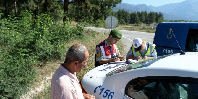 Kargı’da Jandarma Ve Polis Ekiplerinden Ortak Trafik Uygulaması