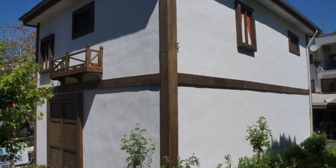 Marmaris’te Trafolara Nostaljik Dizayn