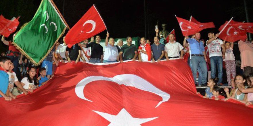 Bilecik’te Demokrasi Nöbetinin Sonuncusu Coşkuyla Gerçekleşti