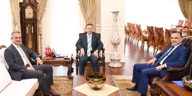 Başkan Köşker Vali Aksoy’u Ziyaret Etti