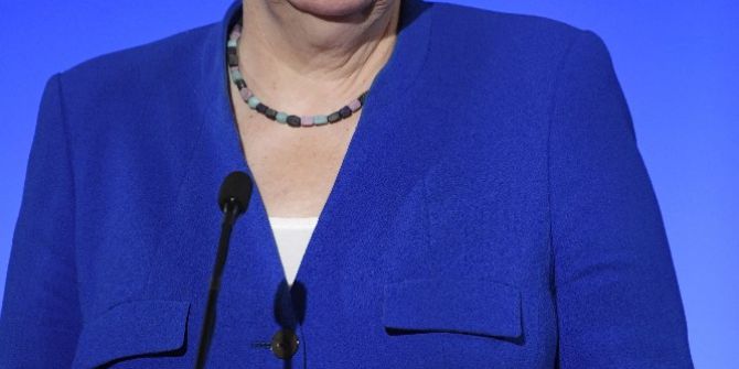 Macron: “Zamana Yayılmış Bir Devrimden Korkmamalı”