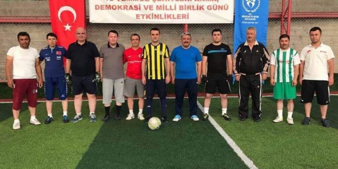 Altıntaş’ta 15 Temmuz Kahramanları İçin Halı Saha Maçı