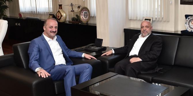 Hak-iş Başkanı Arslan, Başkan Akgül’ü Ziyaret Etti