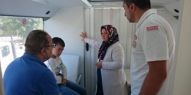 Giresun Belediyesi Gezici Sağlık Otobüsü Hizmet Vermeye Devam Ediyor