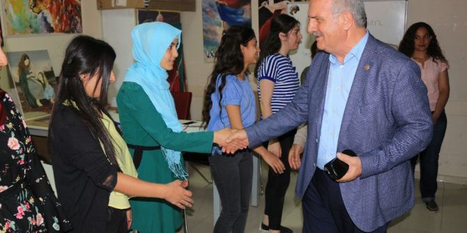 Ak Parti’li Aygün Hakkari’de