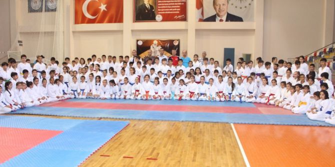 Adıyaman’da Karate Şampiyonası Başladı