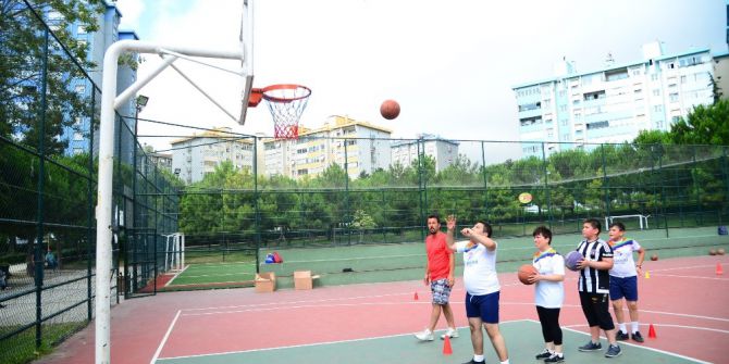 Engelli Çocuklar Yaz Spor Okulu’nda Yeteneklerini Geliştiriyor