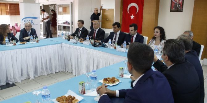 İş Sağlığı Güvenliği Okul Kitaplarında Yer Alacak