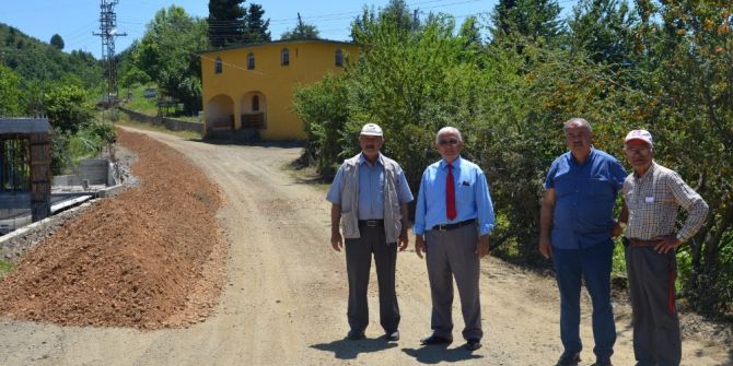 Gümeli Mahalle Yollarına Sıcak Asfalt