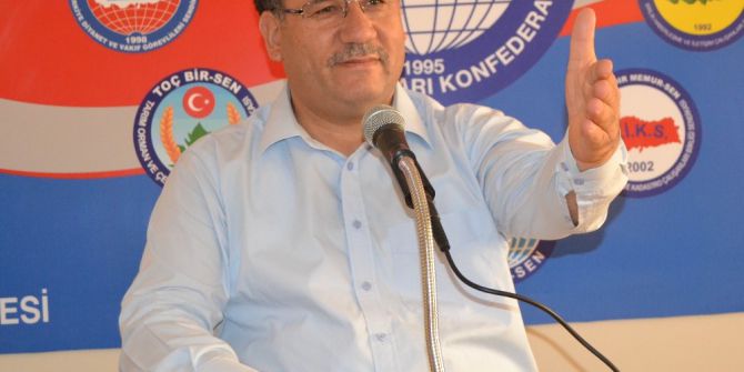 Sezer: "15 Temmuz Bir Kahramanlık Destanıdır"