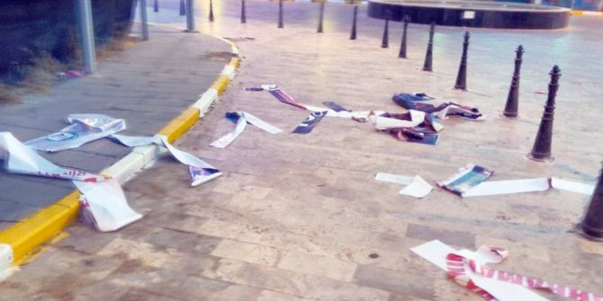 15 Temmuz Destanı Afişlerine Saldırıya 3 Gözaltı