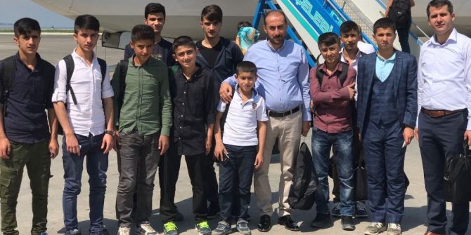 Hakkari’den 11 Hafız Kocaeli’ne Uğurlandı