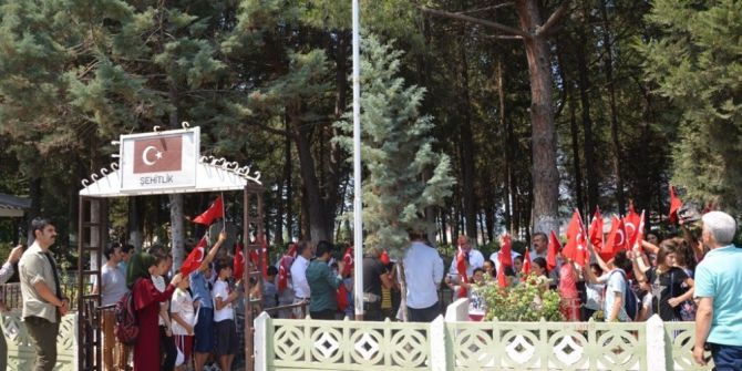 İznik Şehitliği’nde Anlamlı Tören