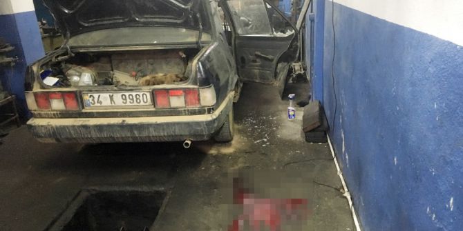 Kaportacı Çırağı Aracın Koltuklarını Sökerken Patlayan Silahla Yaralandı