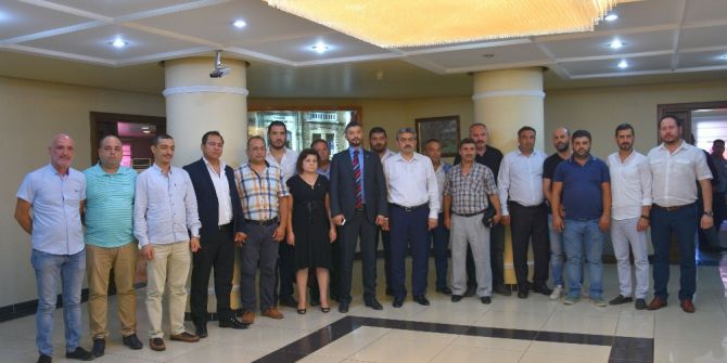 Nazilli Mhp’nin Yeni Yönetimi Başkan Alıcık’ı Ziyaret Etti