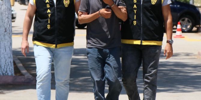 Kapkaç Yaptı, Çeşmede Yüzünü Yıkarken Polise Yakalandı