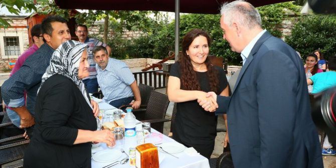 Eyüplü Şehit Yakınları Ve Gaziler Yemekte Buluştu