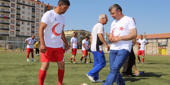 Kahraman Şehit Kardeşinin Adına Düzenlenen Turnuvada Ter Döktü