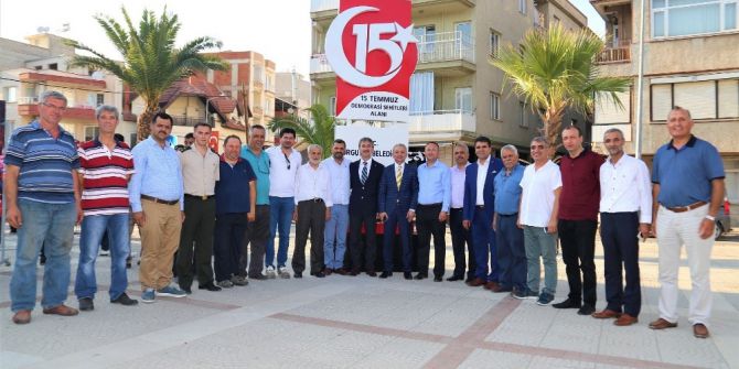 Demokrasi Şehitleri Anıtına Yeni Totem