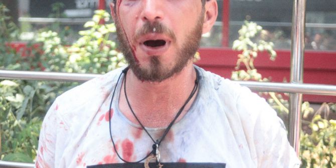 Seyyar Satıcılarla Zabıtalar Birbirine Girdi