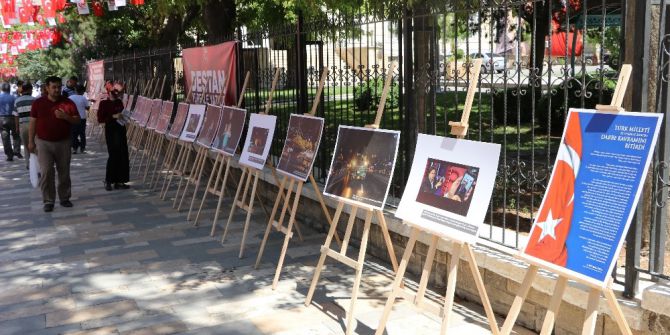 İha’nın 15 Temmuz Fotoğraf Sergisine Yoğun İlgi