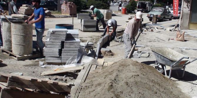 Sungurlu’da Kaldırım Yenileniyor