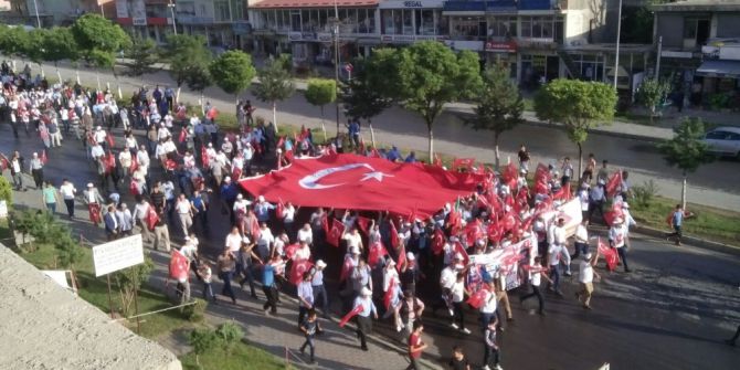 Güroymak’ta ’15 Temmuz Milli Birlik Yürüyüşü Yapıldı’