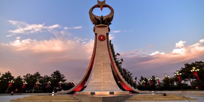 15 Temmuz Şehitler Anıtı Açılışa Hazır