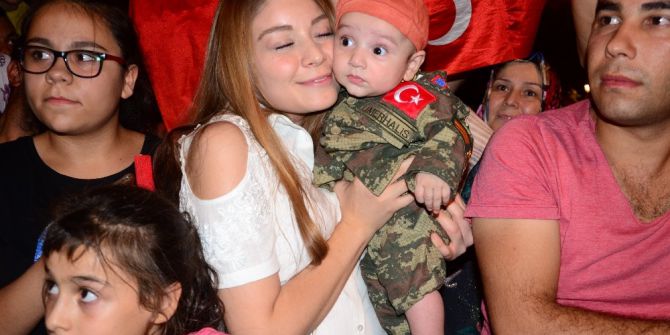 Gaziantep’te Kamuflajlı Küçük Ömer Halis’e Yoğun İlgi