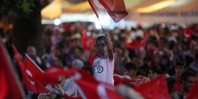 Denizli’de Vatandaşlar Demokrasi Nöbetinde Buluştu