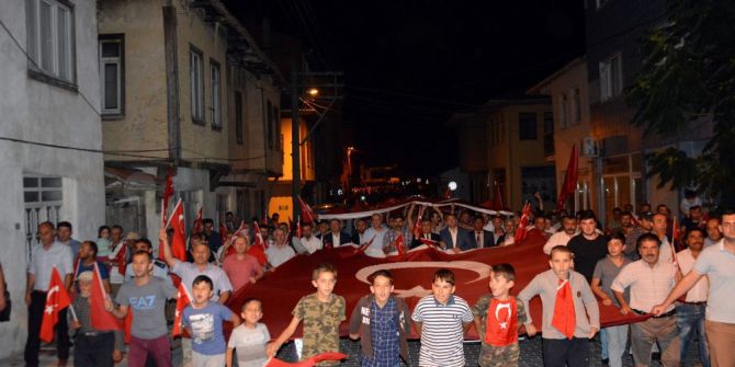 Orhaneli 15 Temmuz Gecesi Binlerce Kişiyle Yine Meydandaydı