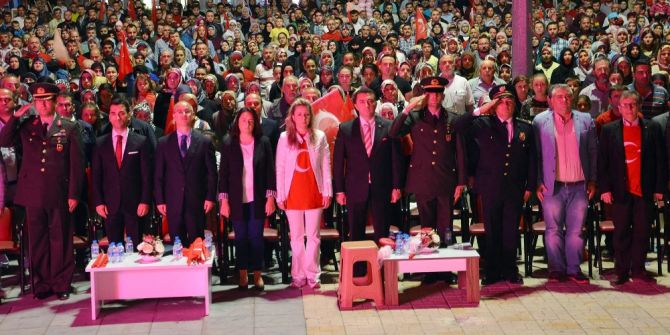 Bozüyük Demokrasi Nöbetinde