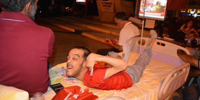 Engel Yok, Demokrasi Var