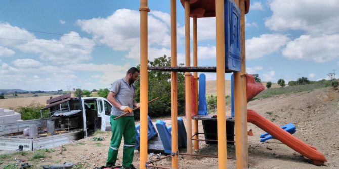 Köylüler İstedi Belediye Yaptı