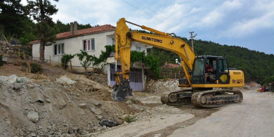 Kanalizasyon Hattı Tamamlandı Sıra İçme Suyu Hattında