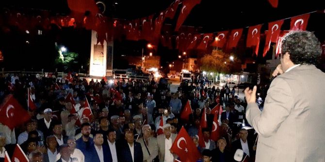 Gevaş’ta 15 Temmuz Nöbeti