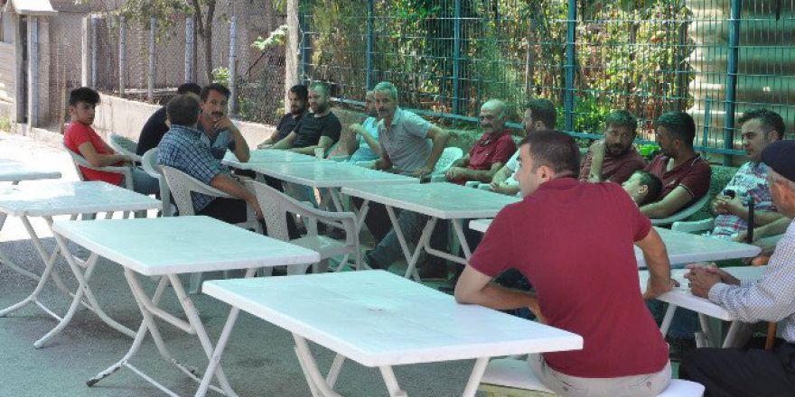 Diyarbakır’da Düzenlenen Terör Saldırısında Gebzeli Aile Hayatını Kaybetti