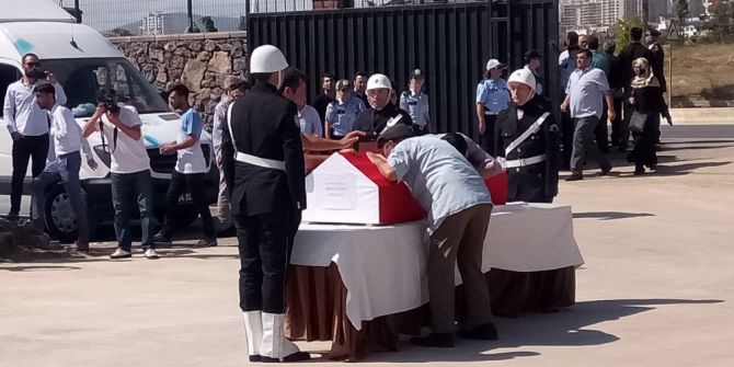 Şehit Polis İçin Tuzla İlçe Emniyet Müdürlüğü’nde Tören Düzenlendi