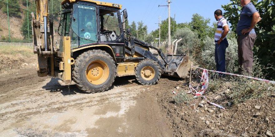 Turgutlda Şiddetli Yağmur Sonrası Yaralar Sarılıyor