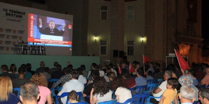 Hakkari’de ‘Demokrasi’ Nöbeti