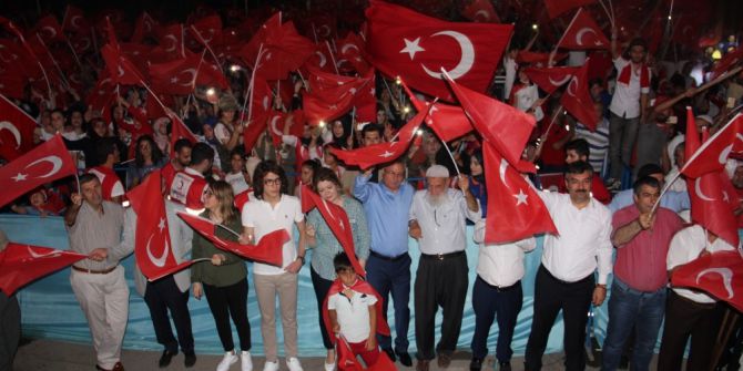 Güneydoğu’da Onbinler Demokrasi Nöbetinde Buluştu