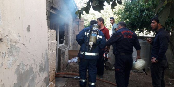 Odunluk Yangını Paniğe Neden Oldu