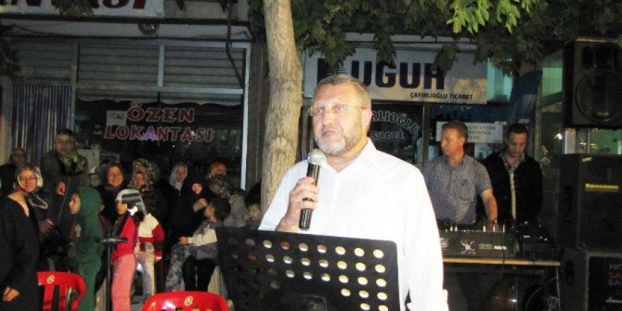 Ahmet Tan Hisarcık’ta Demokrasi Nöbetine Katıldı