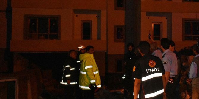 Tosya’da İntihar Etmek İsteyen Şahsı Emniyet Müdürü İkna Etti