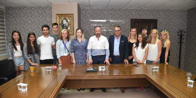 Başkan Doğan, Yabancı Öğrencileri Ağırladı